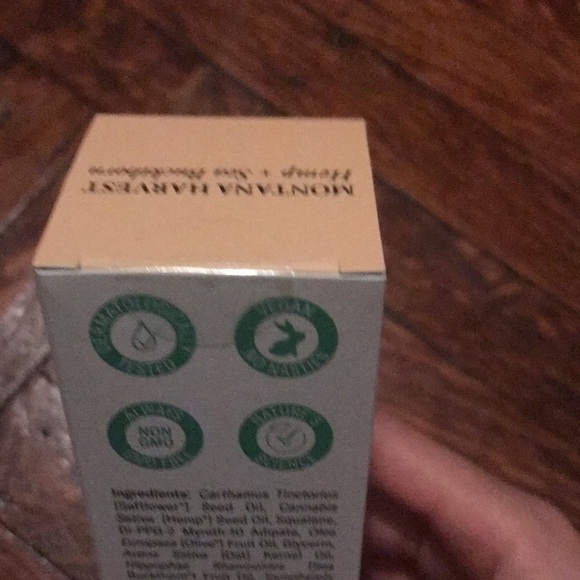 Odacite Montana Omega Cleansing Oil - Picture 3 of 3